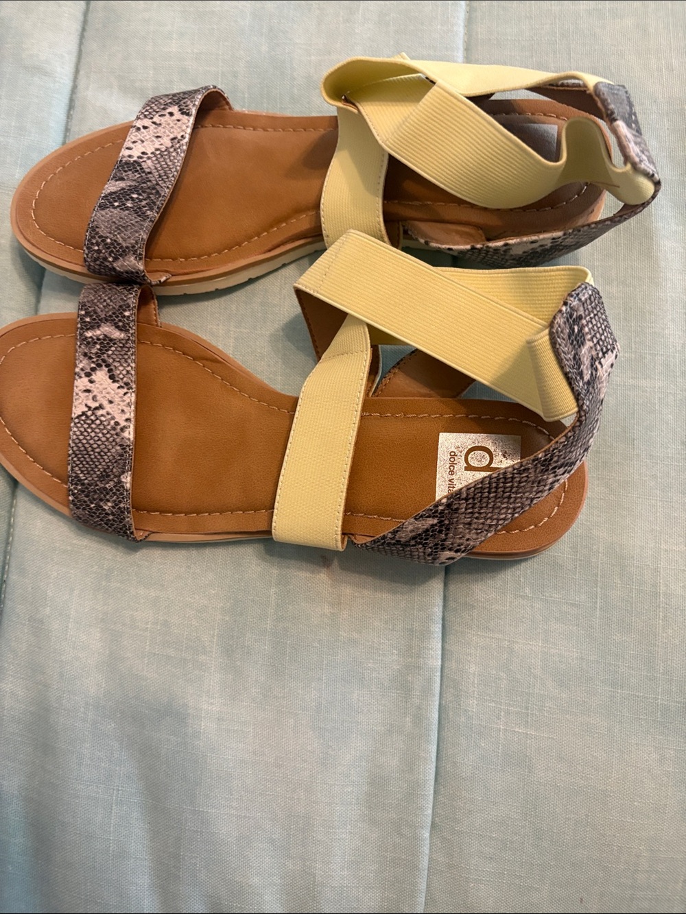 Dolce vita Yellow & Snake Print flips wedge Sandals - stitch fix 9.5